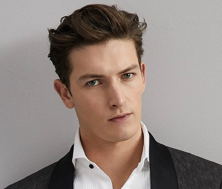 Hair Types Suitable for a Short Quiff