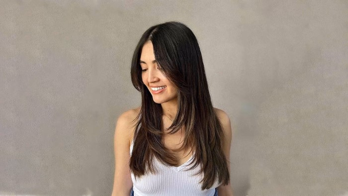 What the Butterfly Cut Looks Like on Straight Hair 1